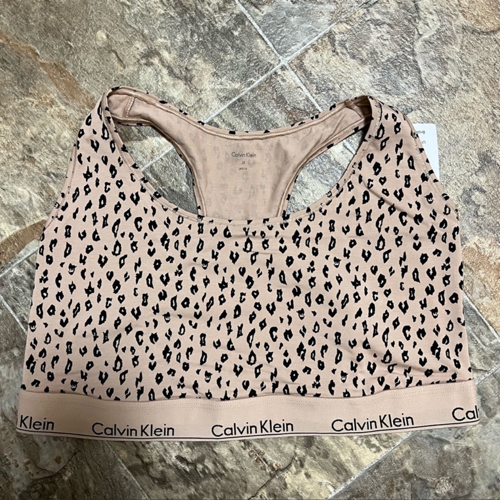 💕 NWT Calvin Klein cheetah bralette